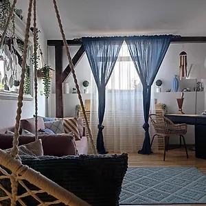 Urban Zen Den 2 Bucureşti