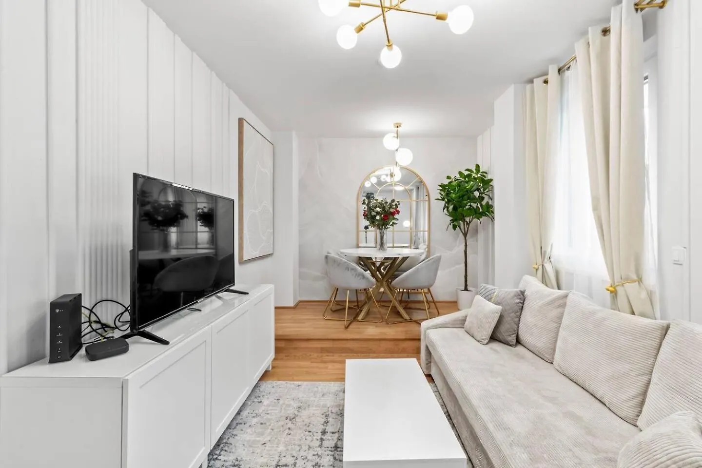 Balkon I Parkplatz I 5 Minuten Zum Einkaufszentrum I Schnelles Wlan Vienna Apartment