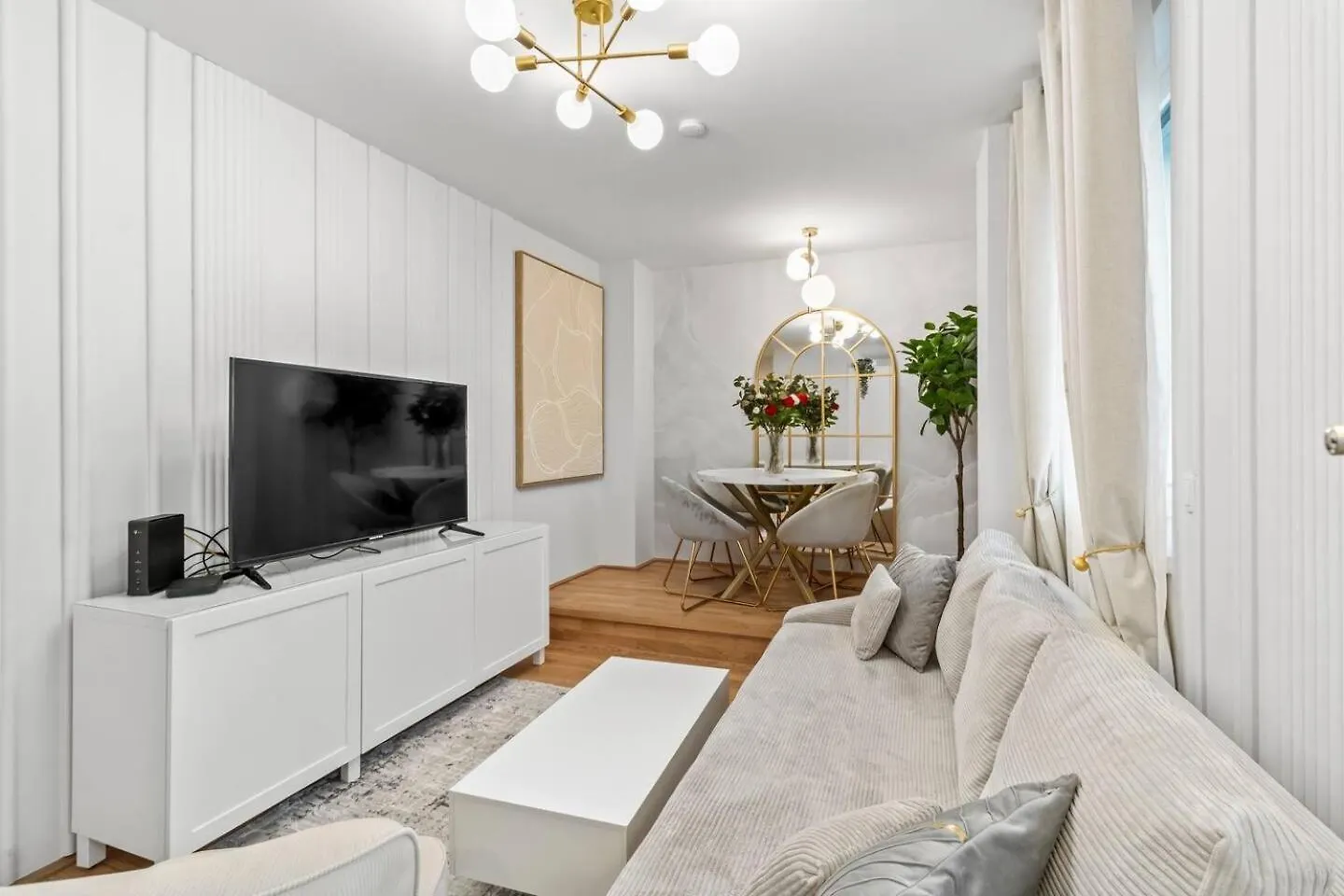 Balkon I Parkplatz I 5 Minuten Zum Einkaufszentrum I Schnelles Wlan Vienna Apartment